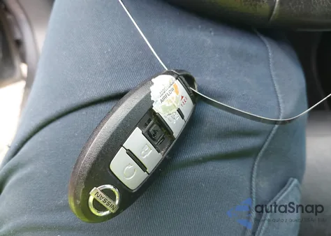 2014 Nissan Pathfinder S/Sv/Sl/Platinum z USA, uszkodzony, nr VIN 5N1AR2MM1EC617461